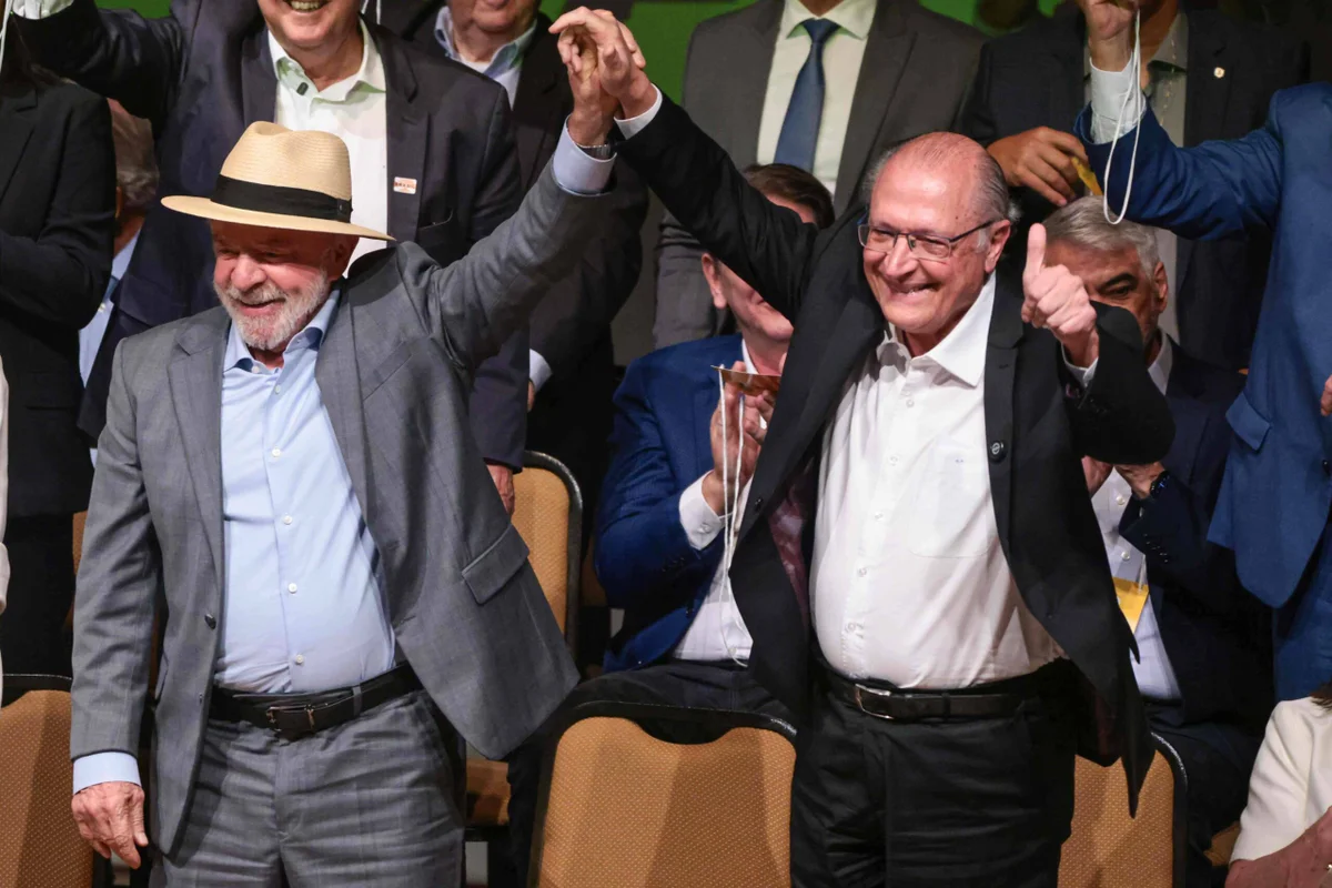 Geraldo Alckmin é oficializado como vice na chapa de Lula à reeleição