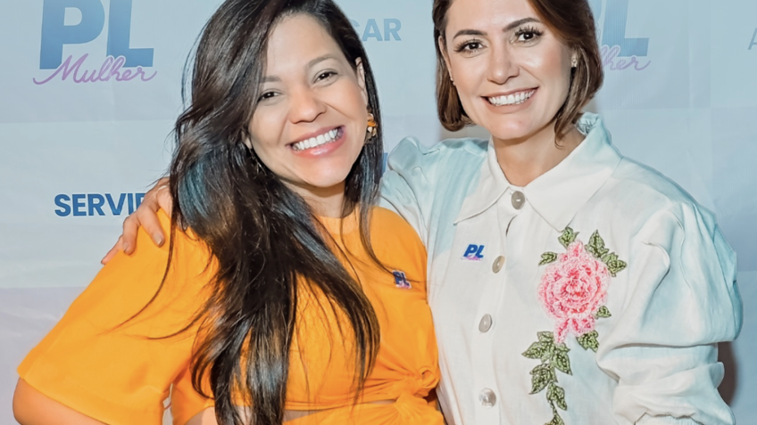 Priscila Costa, aliada de Michelle, ausenta-se de ato de Flávio Bolsonaro no Ceará