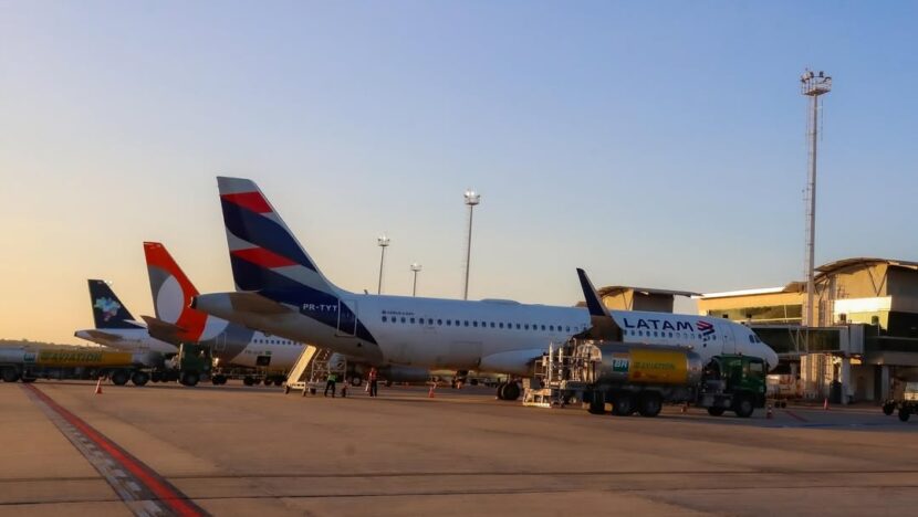 Alta do querosene de aviação provoca corte de mais de 6,2 mil voos no Brasil
