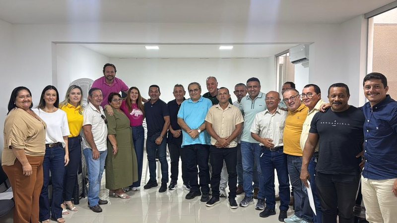 Álvaro Dias fortalece candidatura ao Governo com apoio unificado de Senador Georgino Avelino
