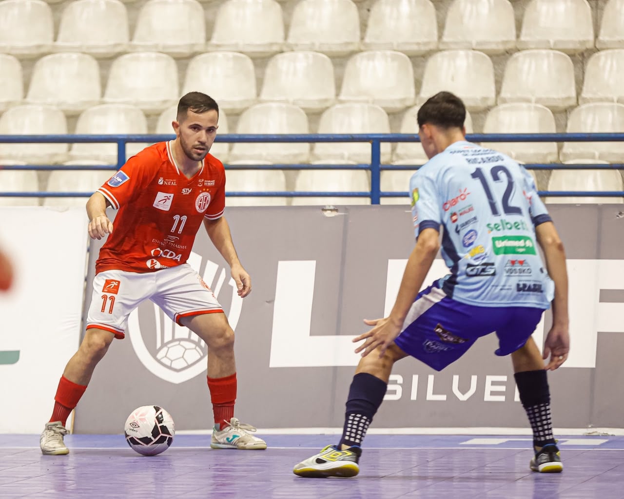 América vence Lages e se isola na liderança da LNF Silver