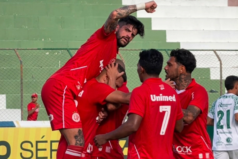 América vence o Sousa-PB e chega fortalecido ao mata-mata