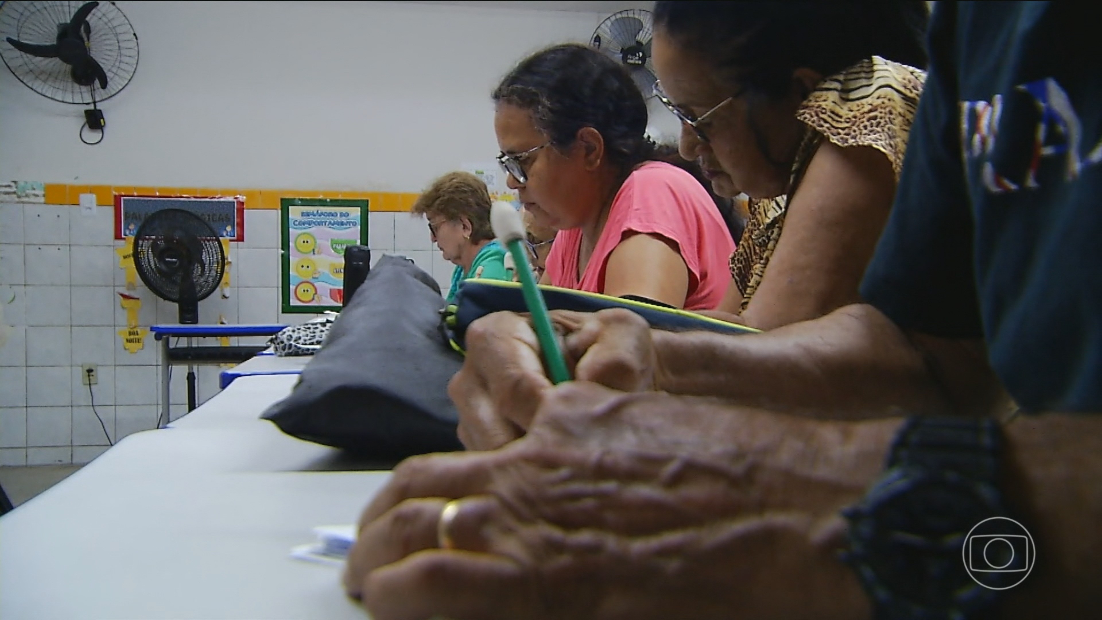 Analfabetismo no Amazonas cai, mas cresce 13% entre idosos