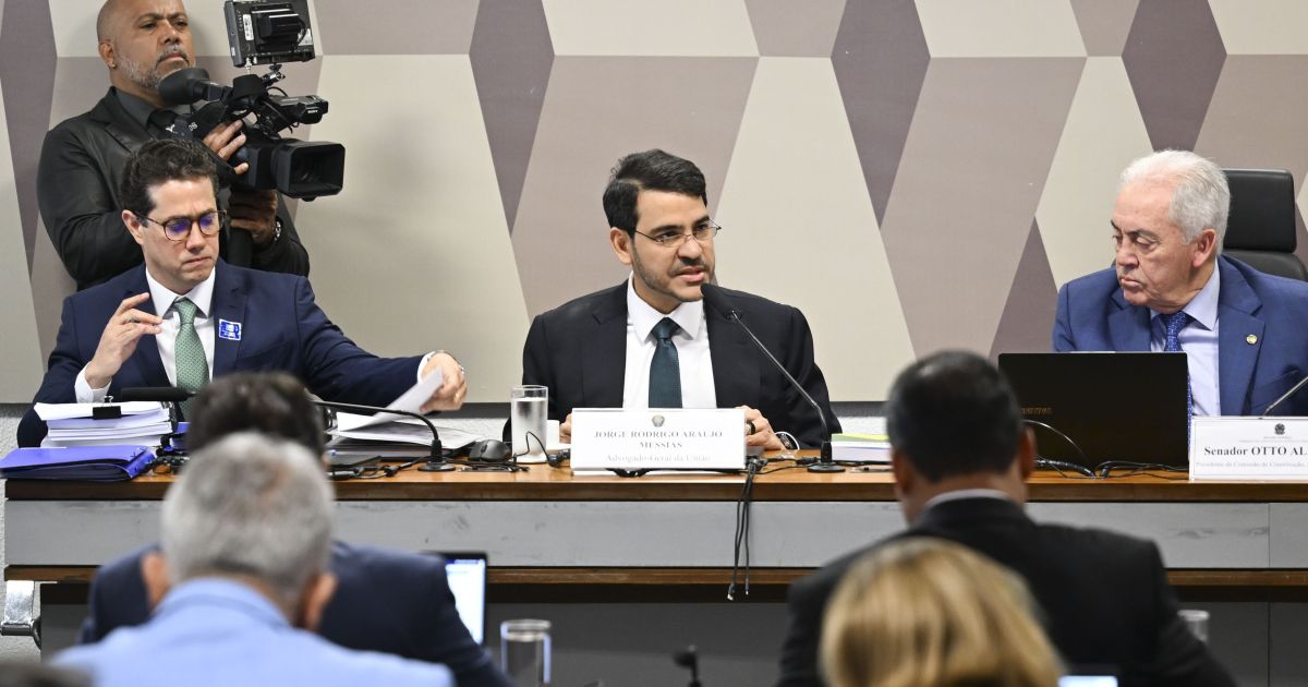 Messias enfrenta sabatina crucial no Senado Federal em busca de apoio para cargo na Justiça