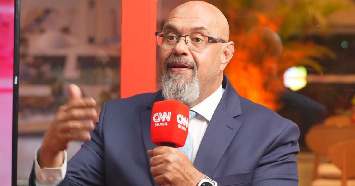André de Seixas alerta que indefinição no Tecon Santos 10 ameaça economia