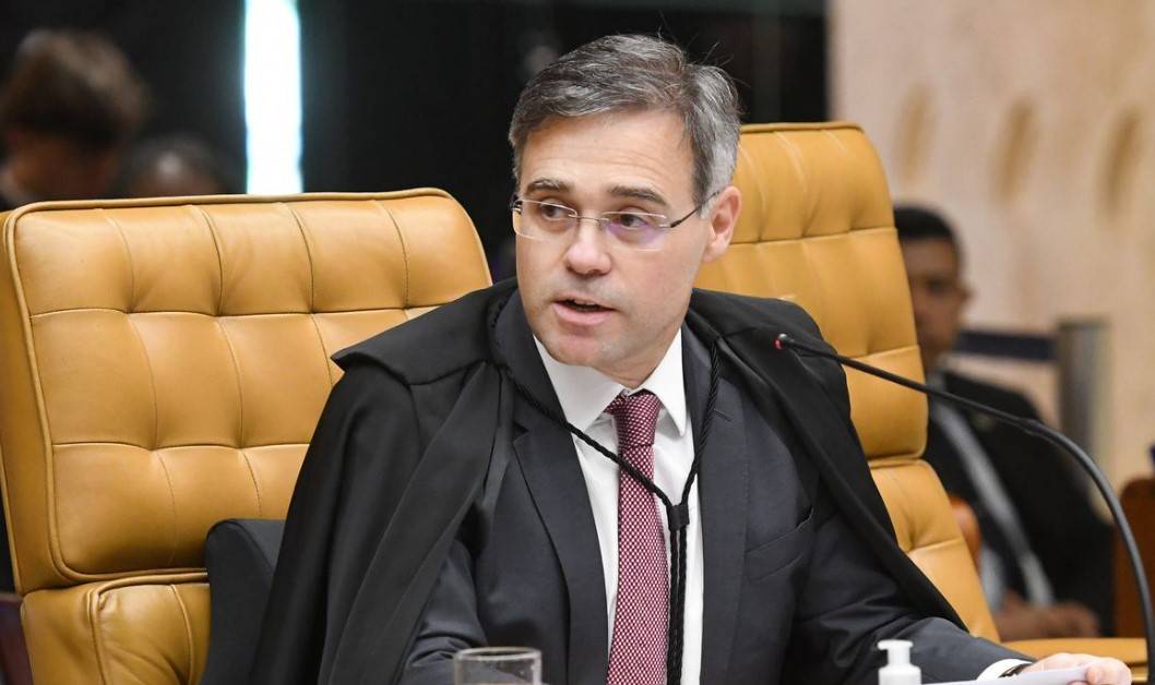 Ministro André Mendonça considera transferir ex-banqueiro Daniel Vorcaro para presídio após rejeição de delação pela PF