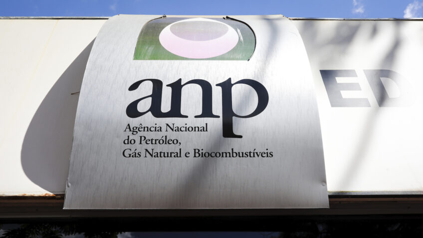 ANP discute abertura do mercado de gás e Petrobras busca barrar pauta