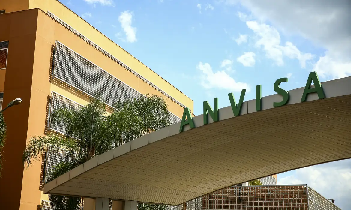 Anvisa proíbe suplemento irregular e suspende lotes de creatina da Idn Labs