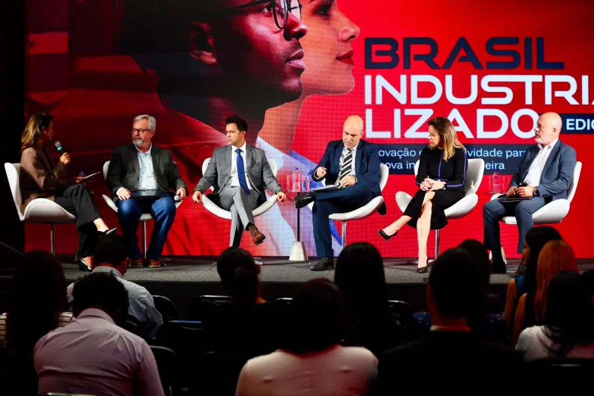 Especialistas debatem futuro da reindustrialização no Brasil