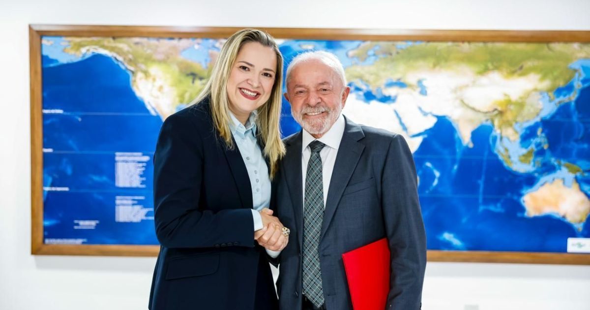 Lula empossa primeira mulher como defensora-geral da DPU após aval do Senado