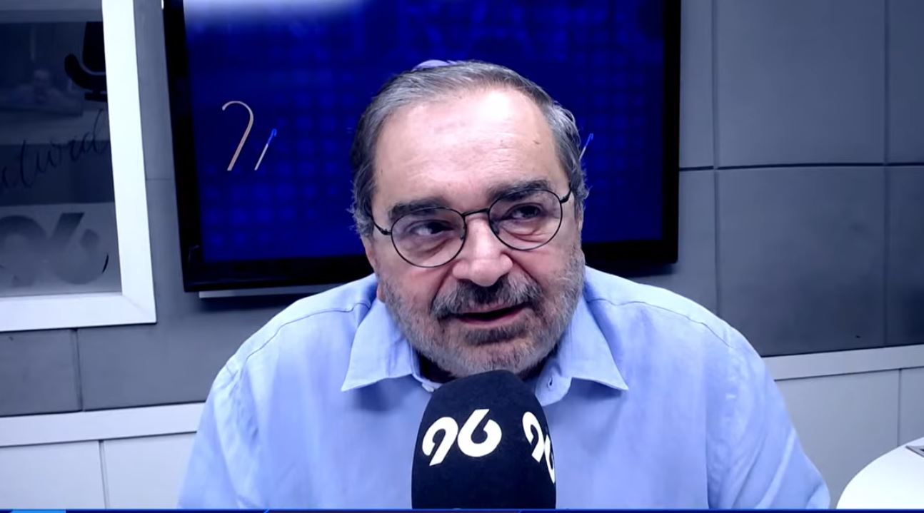 Álvaro Dias garante Uern pública após recuo estratégico