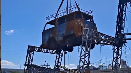 Circo do Tirú decide restaurar Kombi destruída em incêndio para espetáculo “Nordestinamente”