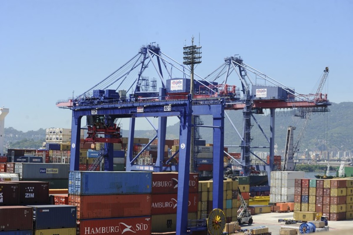 Senado aprova Fundo de Crédito à Exportação e amplia BNDES