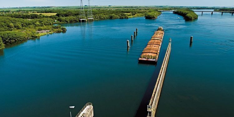 Argentina qualifica empresas para disputa da Hidrovia Paraná-Paraguai
