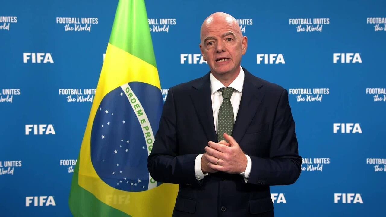 A gestão de Gianni Infantino sob o peso de polêmicas e alianças políticas