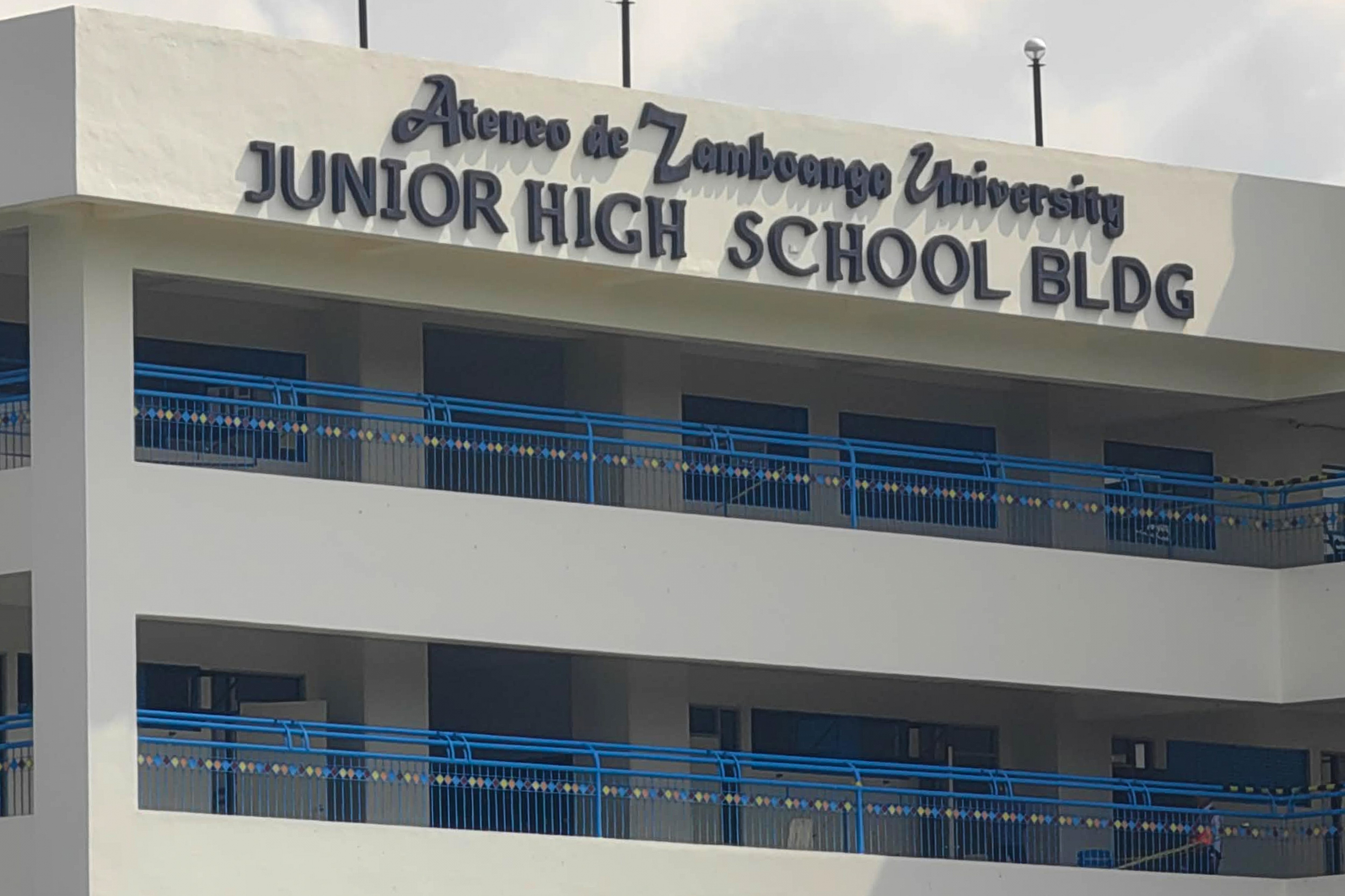 Ataque a tiros em unidade da Universidade Ateneo de Zamboanga deixa dois mortos