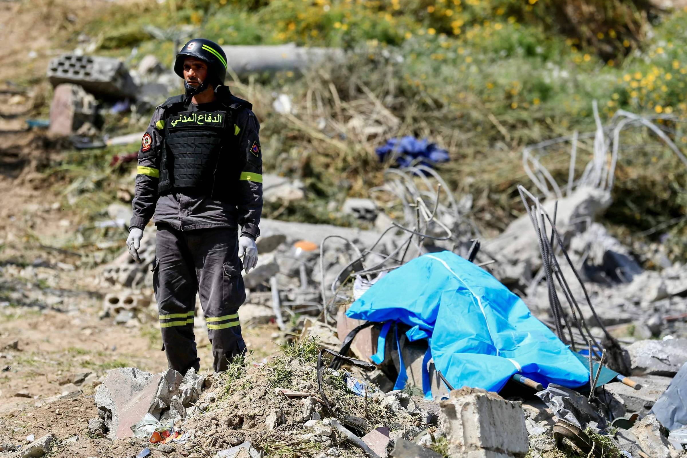 Ministério libanês: ataques de Israel matam 380 após cessar-fogo