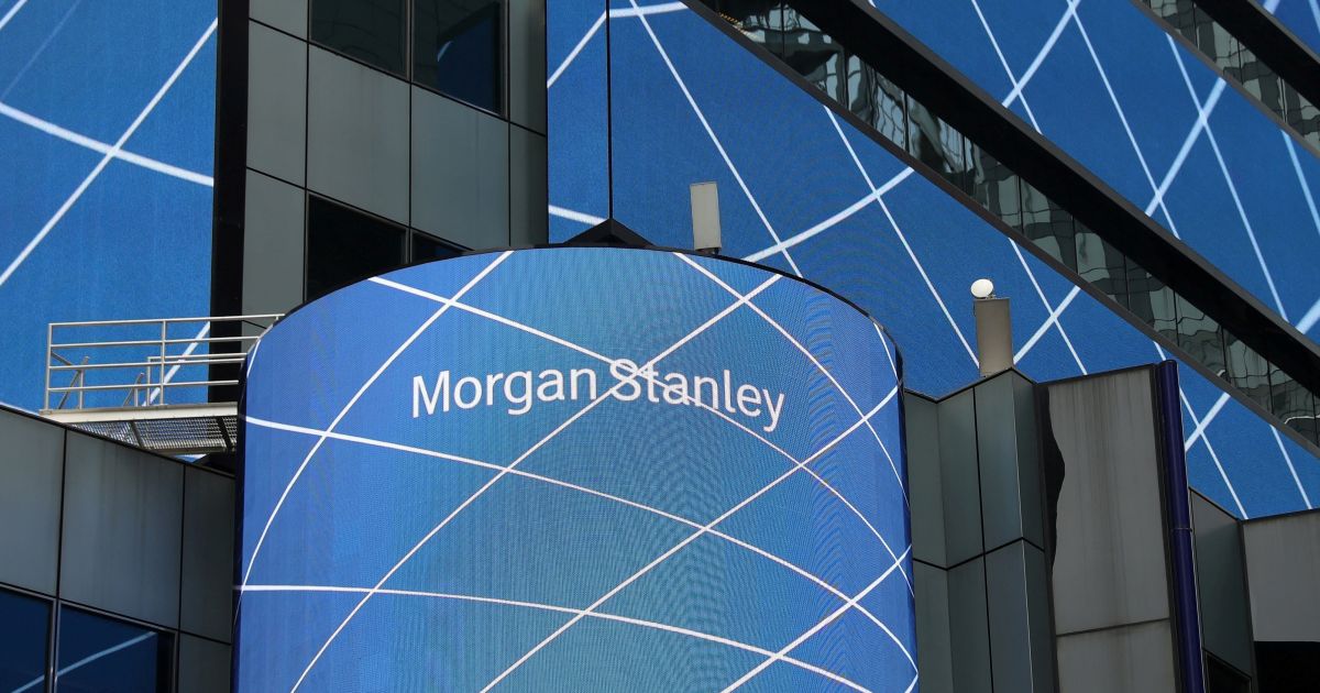 Morgan Stanley projeta recorde de US$ 6,4 trilhões em fusões e aquisições em 2026