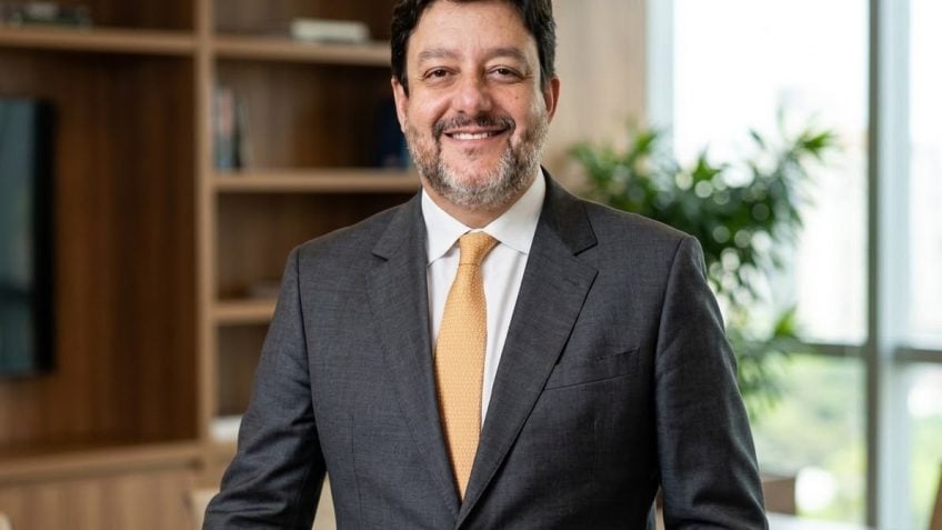 Augusto Salomon assume presidência-executiva do Sindicom