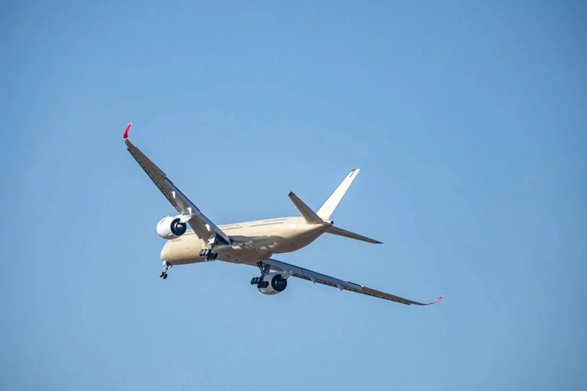 Aeronave da Airbus estabelece novo recorde mundial com voo direto de longa duração