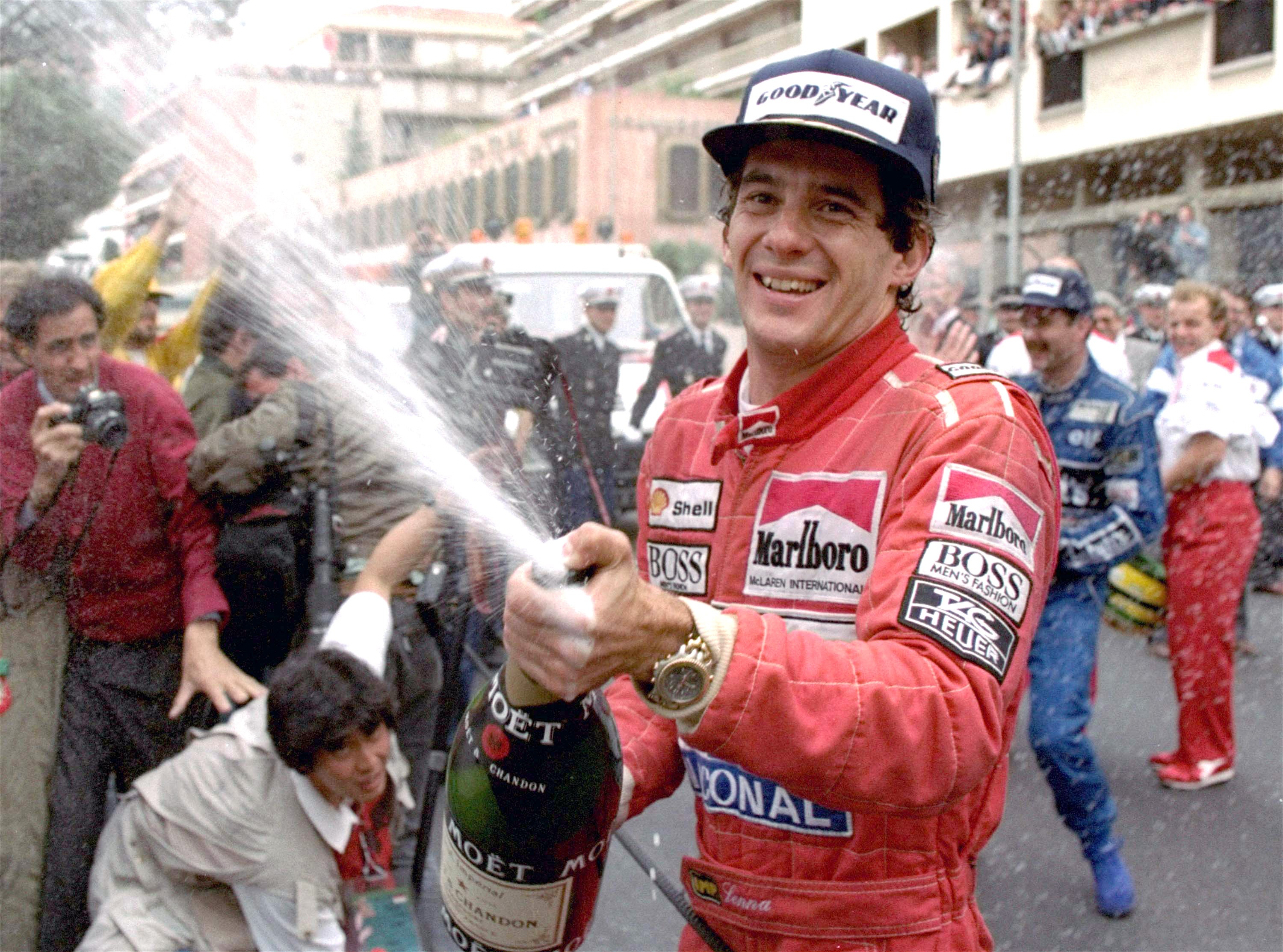 Ayrton Senna tem nome eternizado no Livro de Heróis e Heroínas da Pátria