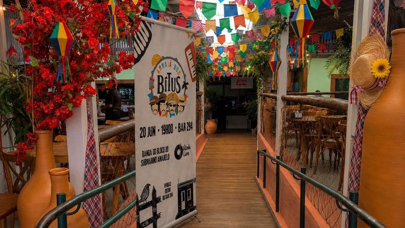 Beatles ganham versões de forró e prometem arrastar multidão em inusitado arraiá em Natal