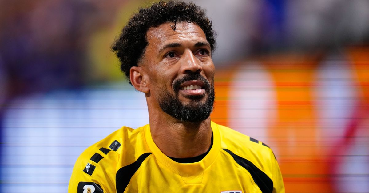 Biólogos batizam nova espécie de molusco como Aldisa vozinha em homenagem a goleiro