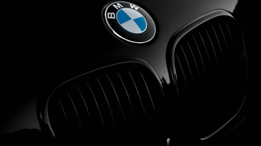 BMW projeta queda de lucro devido a turbulências na China e no Irã