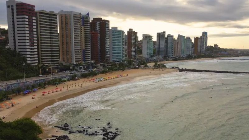 Idema aponta seis trechos impróprios para banho em praias e rios da Grande Natal