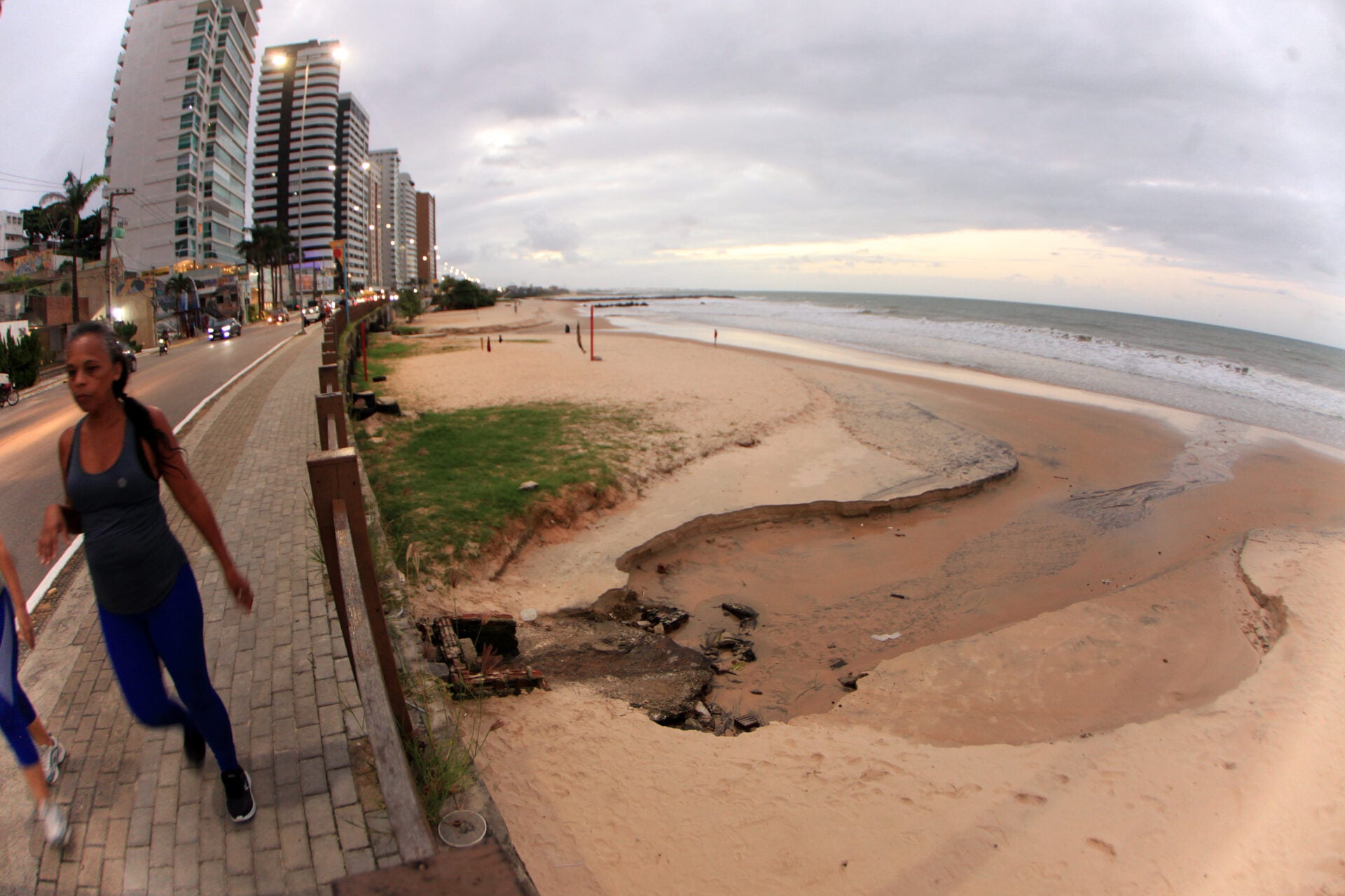 Idema declara três pontos impróprios para banho na Grande Natal