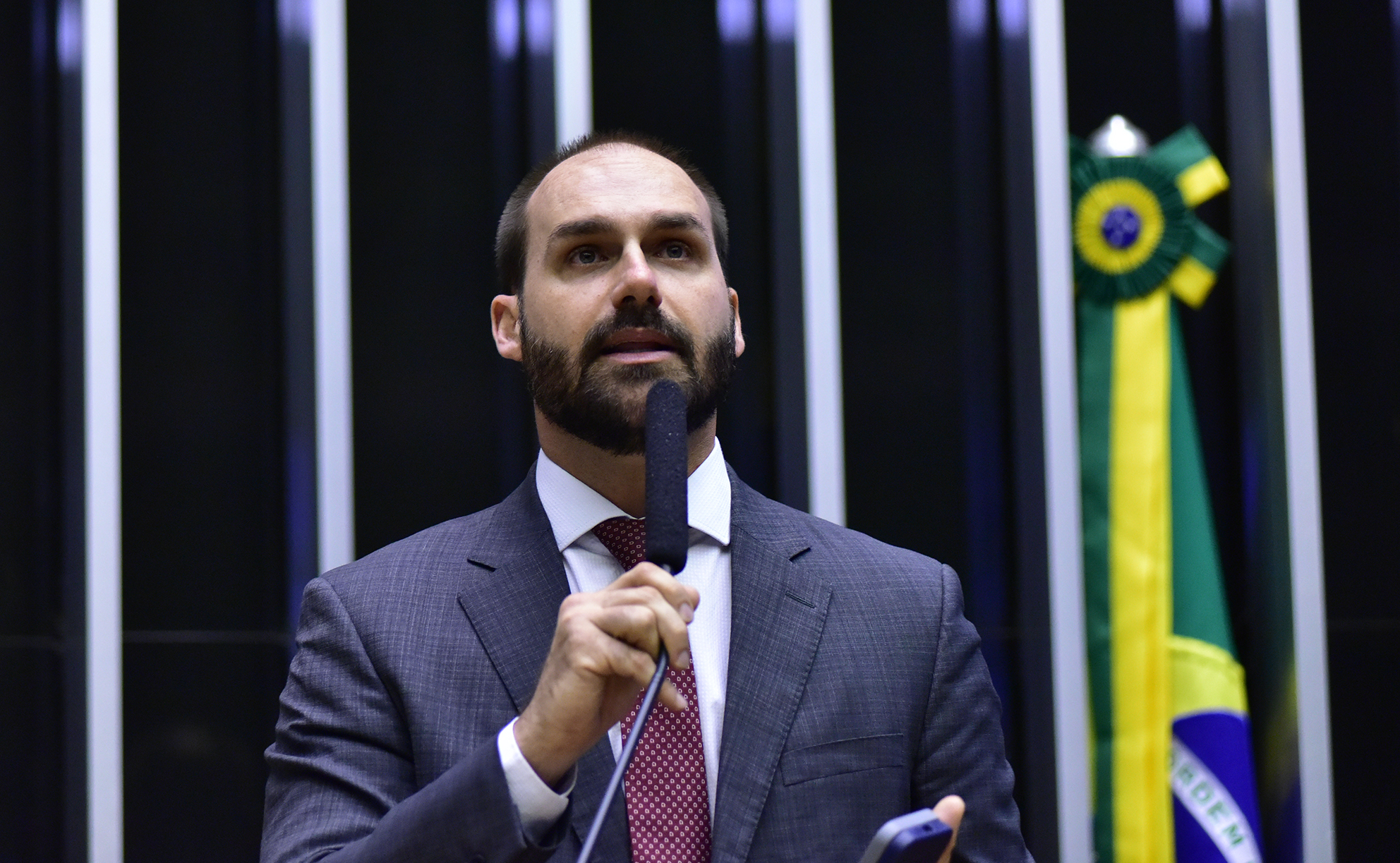 Eduardo Bolsonaro condenado pelo STF; PT defende soberania nacional