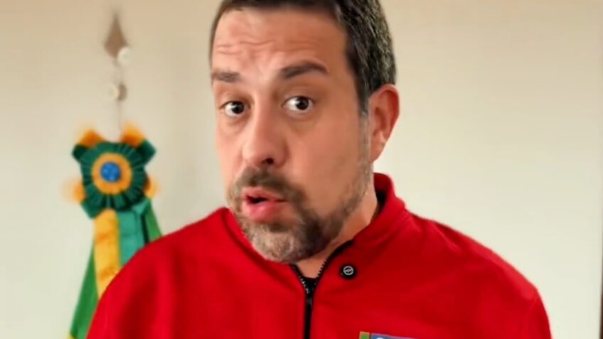Boulos acusa Flávio Bolsonaro de lavar dinheiro com loja Kopenhagen