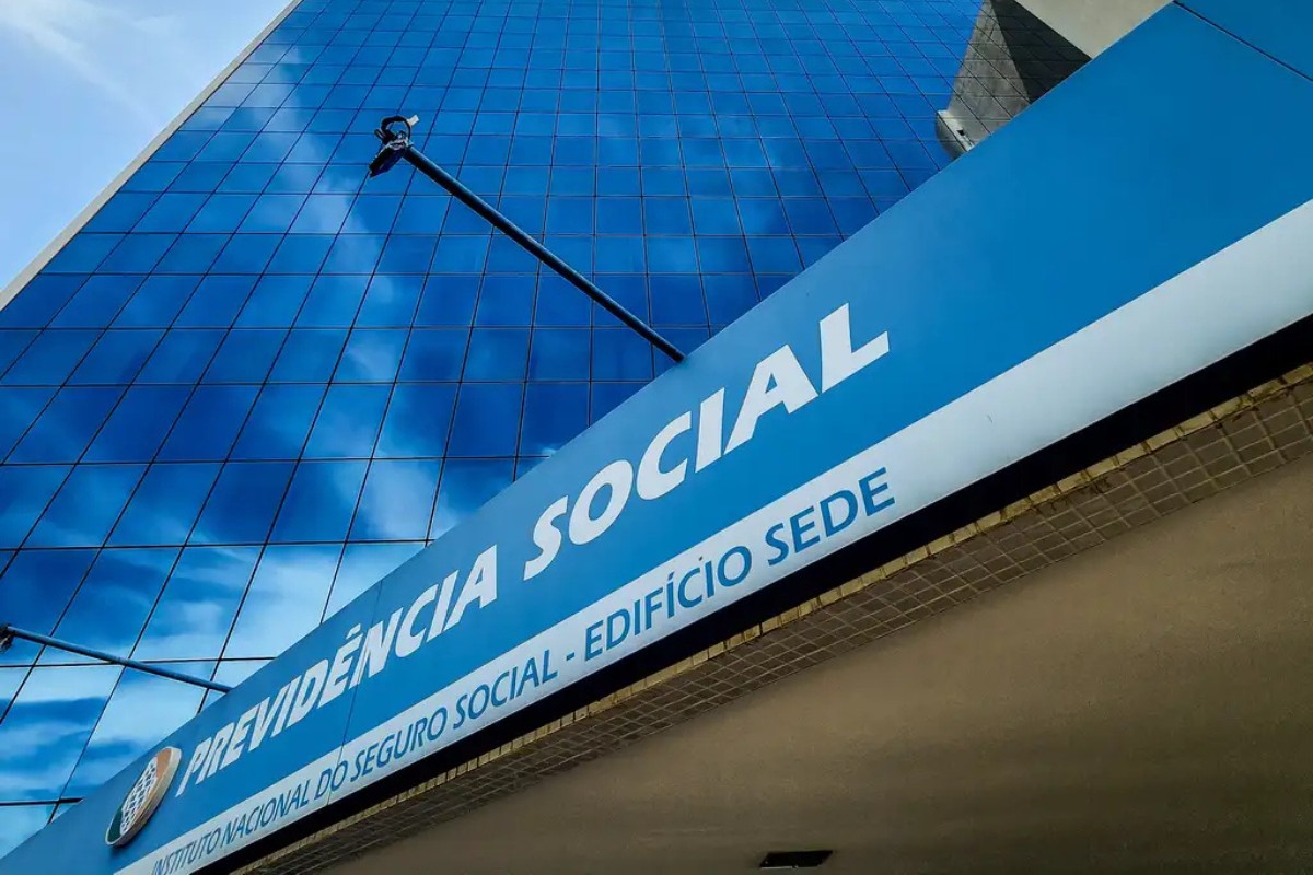 INSS remaneja 80 servidores para agilizar análise de pedidos de BPC