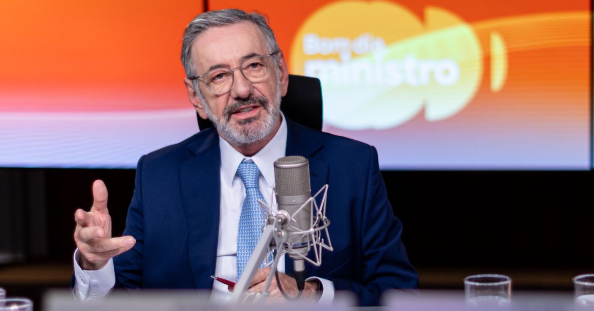 Brasil e EUA avançam em acordo sobre tarifas, anuncia ministro Márcio Elias Rosa