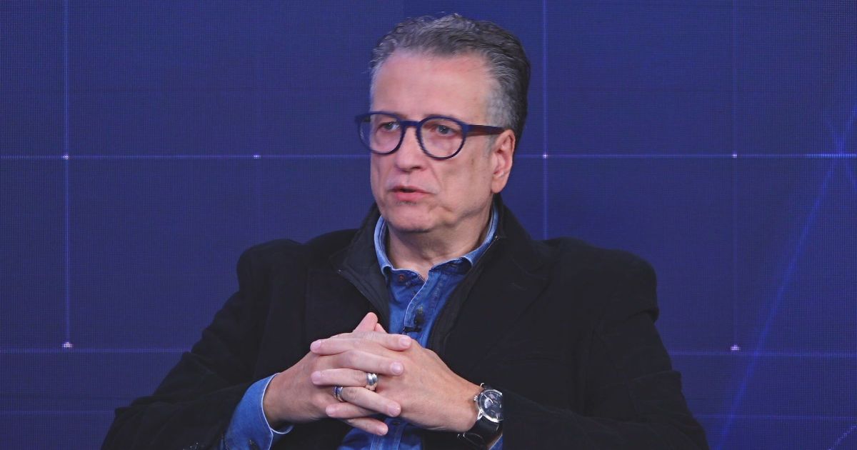 Brasil atravessa transição política sem surgimento de novas lideranças