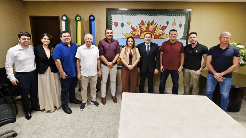 Prefeitos buscam Assembleia Legislativa para solucionar urgência em estradas do RN