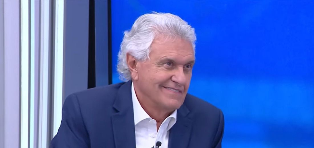 Caiado afirma que Flávio conspirou contra economia do Brasil por tarifaço