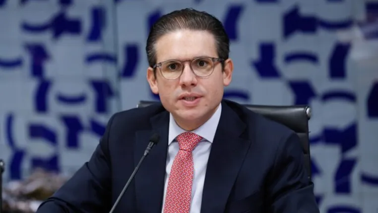 Câmara dos Deputados altera regras da comissão de disciplina em votação rápida