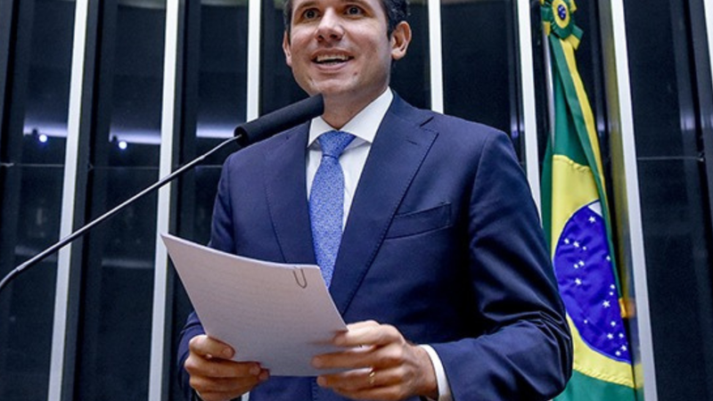 Câmara reage a decisão de Dino e aponta tentativa de criminalizar atividade política