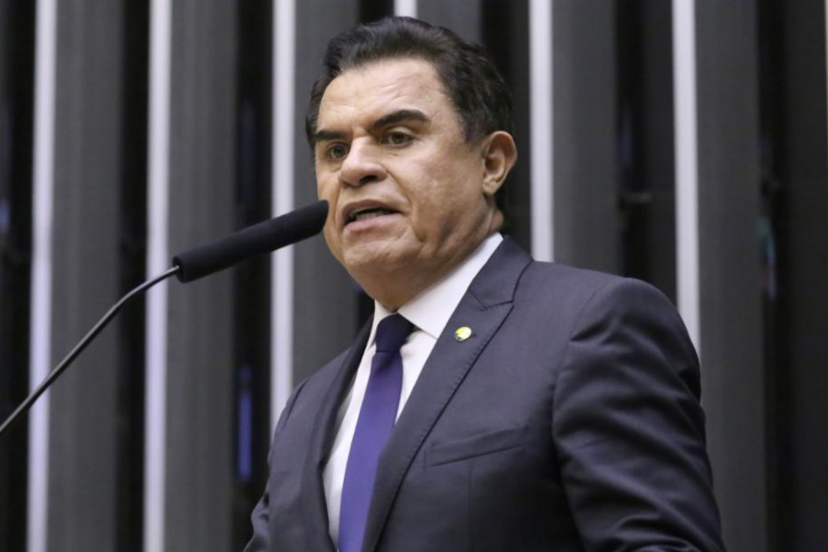 Câmara investiga deputado por verba em empresa de sobrinhos