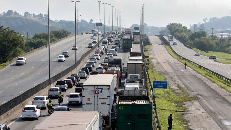 Caminhoneiros ameaçam greve nacional diante da iminente perda de validade da MP do Frete no Senado