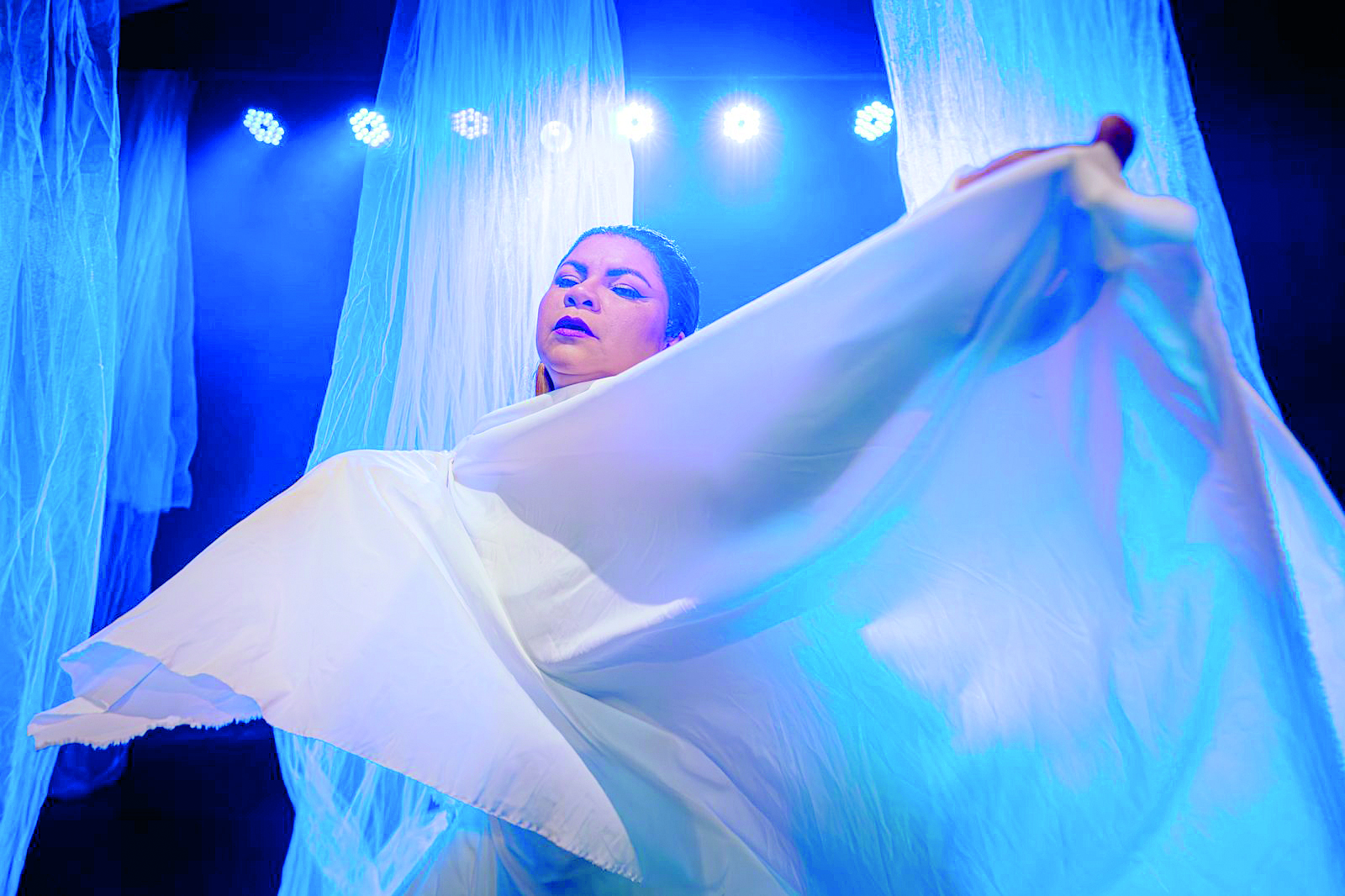 Cantora potiguar Khrystal lança campanha de financiamento coletivo para novo álbum "Aghora"