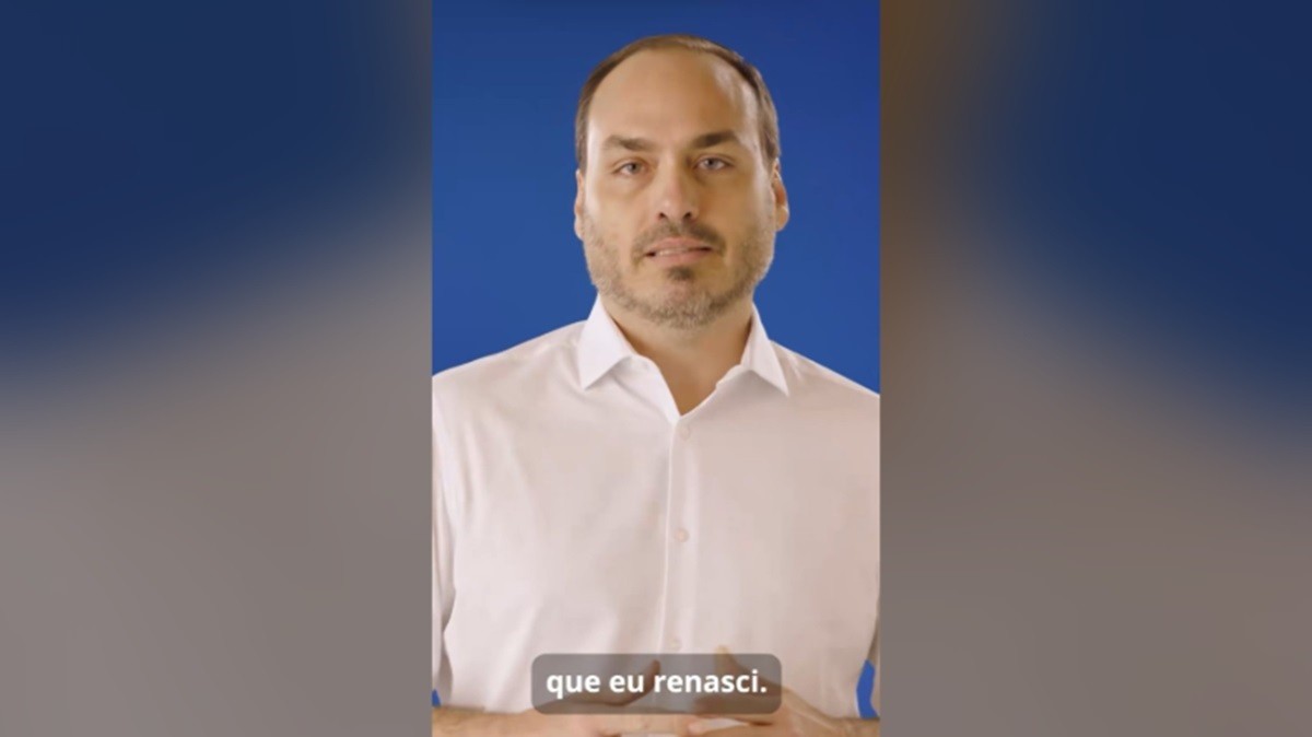 Carlos Bolsonaro justifica disputa ao Senado por SC: 'Aqui eu renasci'