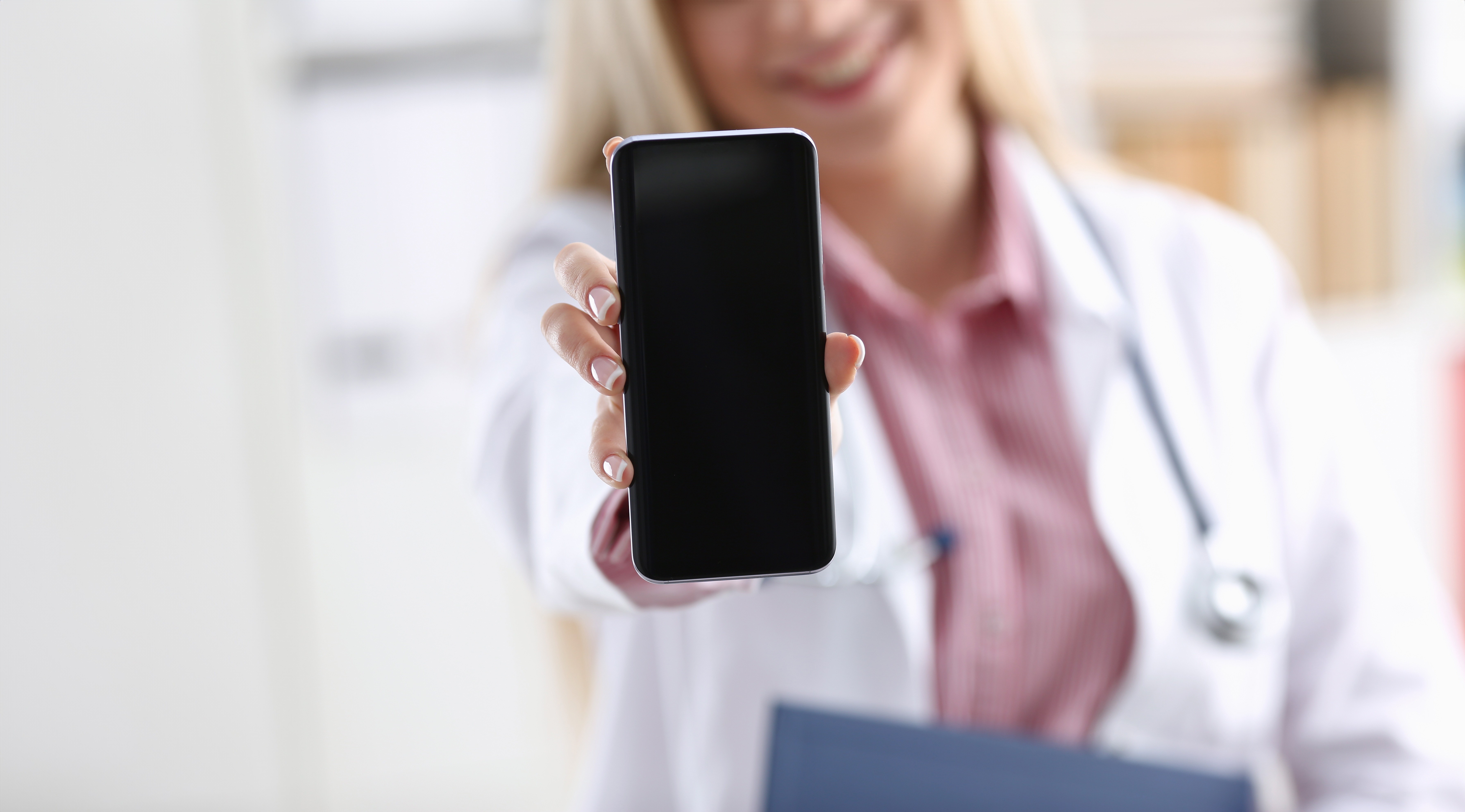 Bloqueio de paciente no WhatsApp: quais são os limites éticos na medicina?