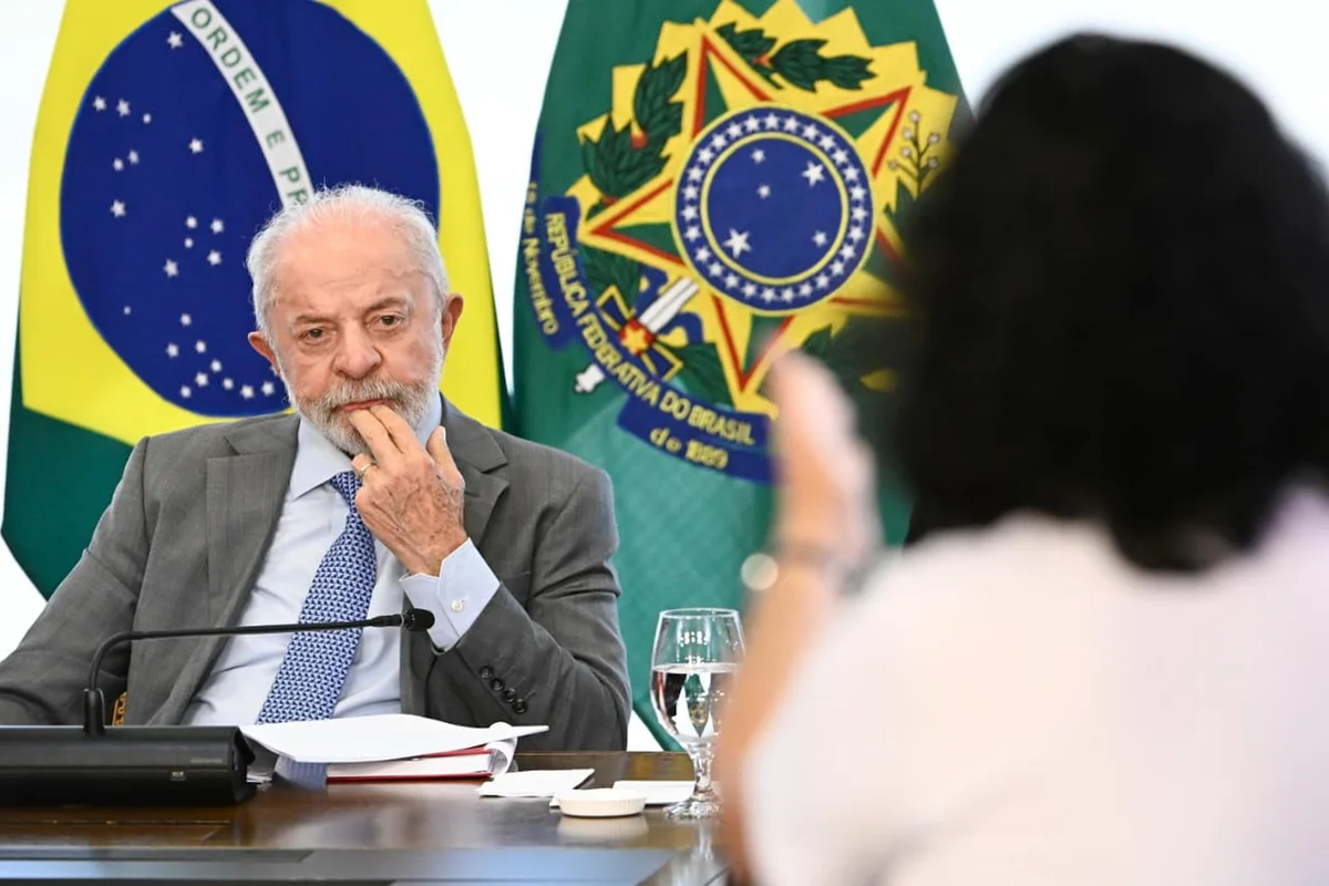 Caso Master: governo enfrenta dilema com operação contra líder do Senado