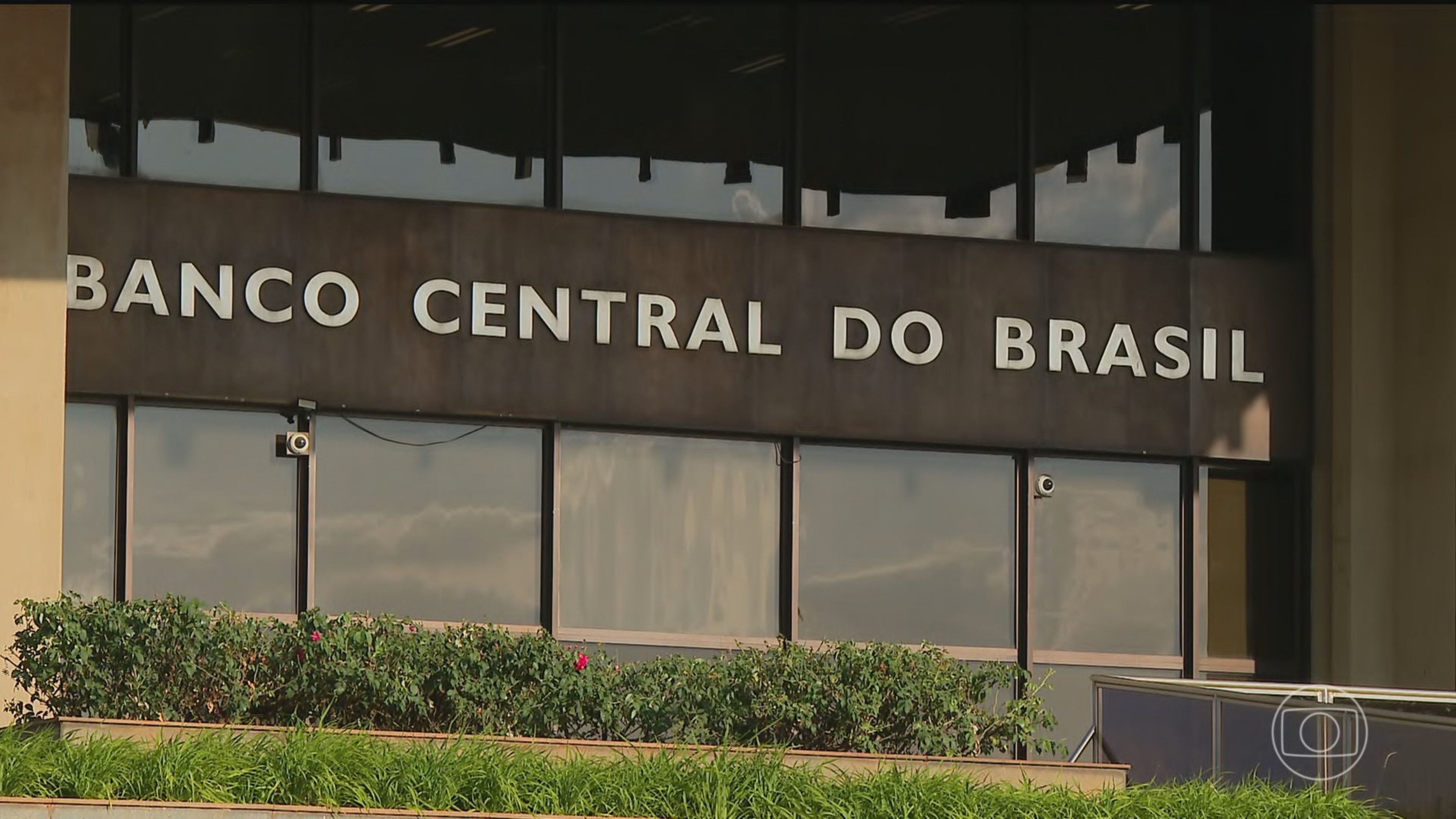 CCJ do Senado aprova PEC da autonomia financeira do Banco Central