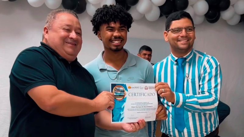 Ceará-Mirim forma primeira turma da Ocean School e amplia qualificação para o mercado de trabalho