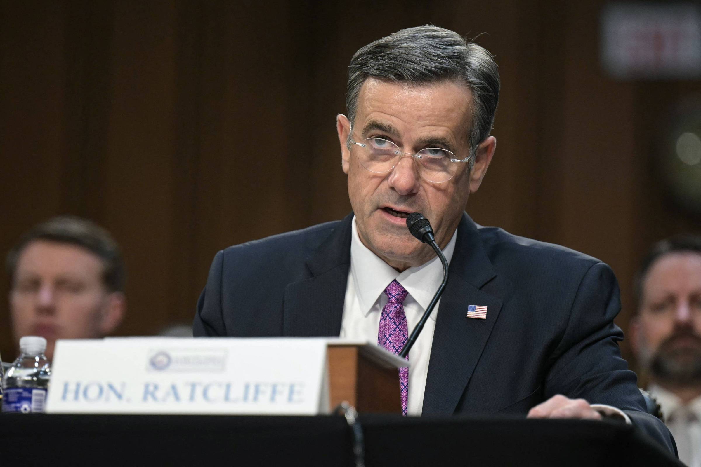 John Ratcliffe da CIA e Cuba buscam saída para escalada de tensões