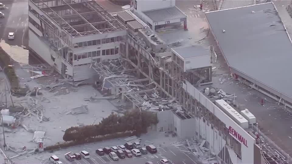 Explosão em Aeon Mall após terremoto no Japão levanta alerta sobre vazamento de gás