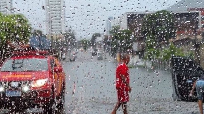 Natal registra chuvas intensas com acumulados acima de 100 mm; Defesa Civil e Semtas atuam